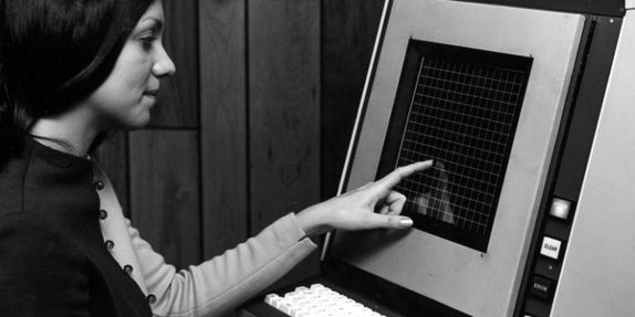 PLATO: An educational computer system from the 60s shaped the future