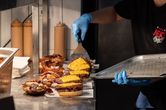 Sick Workers Connected to 41 Percent of Food Poisoning Outbreaks, CDC Reports