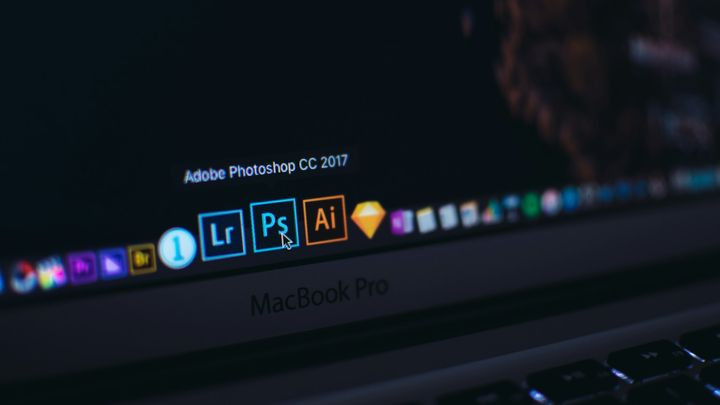 Gnome betrayed the entire FOSS movement by using Adobe software