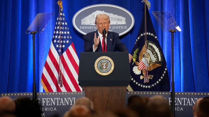 Trump Calls to Jail Opponents, Says Negative Press Coverage Should Be 'Illegal'