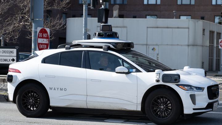 Waymo granted permit to begin testing in New York City