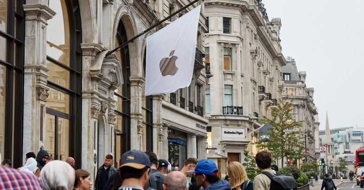 Apple loses UK App Store monopoly case, penalty might near $2B