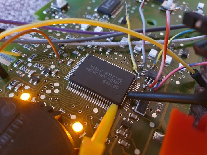 Reverse Engineering the Miele Diagnostic Interface