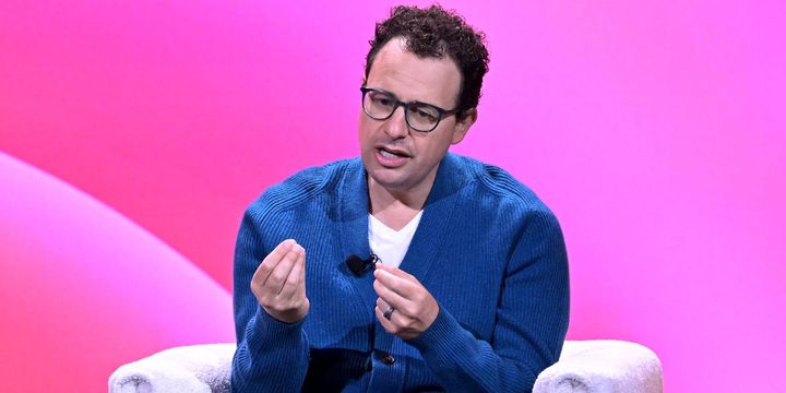 Anthropic CEO Says He's Uneasy About Unelected Tech Leaders Shaping AI