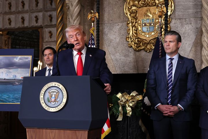 Trump Signs Defense Bill Prohibiting China-Based Engineers in Pentagon IT Work