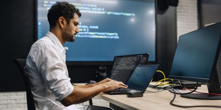 AI hampered productivity of software developers,m