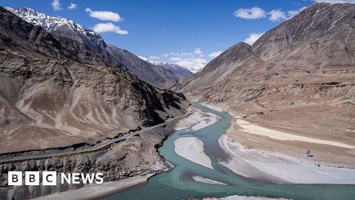 Himalayas bare and rocky after reduced winter snowfall, scientists warn