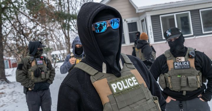 ICE says officers can forcibly enter homes without a judicial warrant