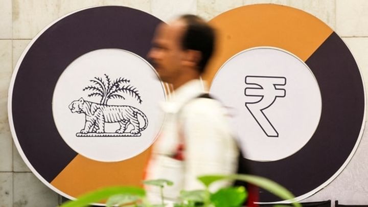 India offloads US bonds, piles up gold in pivot away from dollar assets