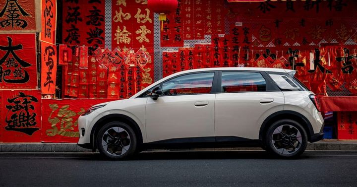 CATL set to launch first sodium-ion batteries in passenger vehicles