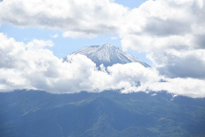 'Invisible' microplastics spread in skies as global pollutant