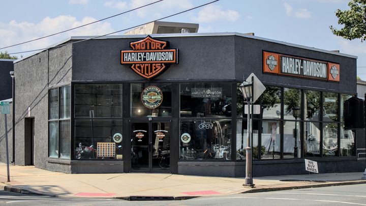 Harley-Davidson Dealerships Are Shutting Down Across America