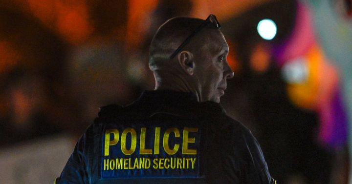 ICE Offers Up to $280M to Immigrant-Tracking 'Bounty Hunter' Firms