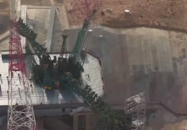 Damage at Baikonur after Soyuz launch: Russia can't send people to space