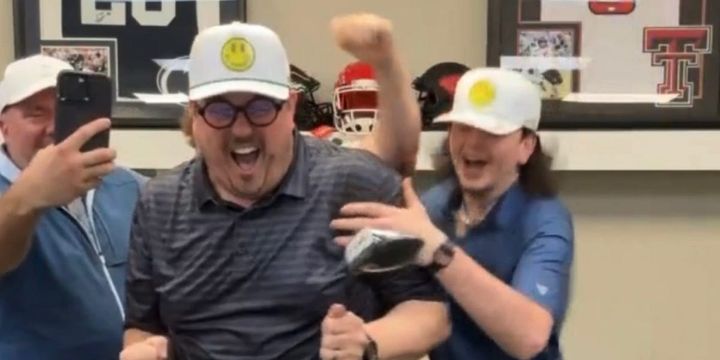 The wild and lucrative world of live stream sellers