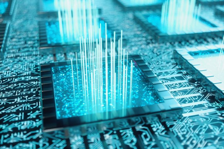 Amazon launches Trainium3