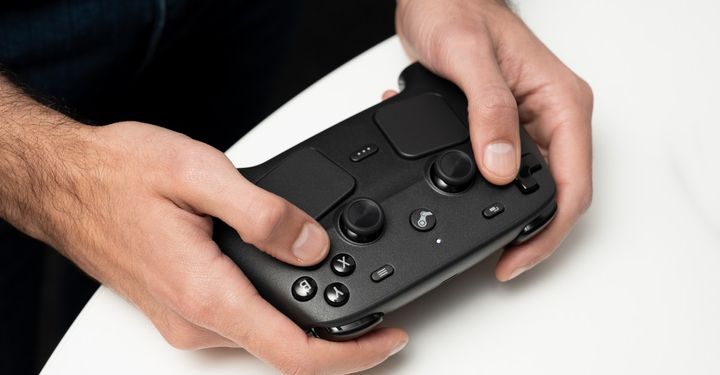 Steam Machine today, Steam Phones tomorrow (Windows Gaming on Arm)