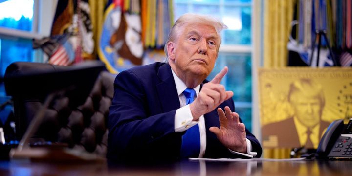 US will now review H-1B applicants' social media – require them to make public