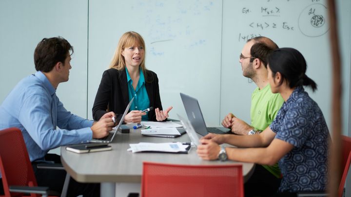 Quantum computers learn how to simulate quarks