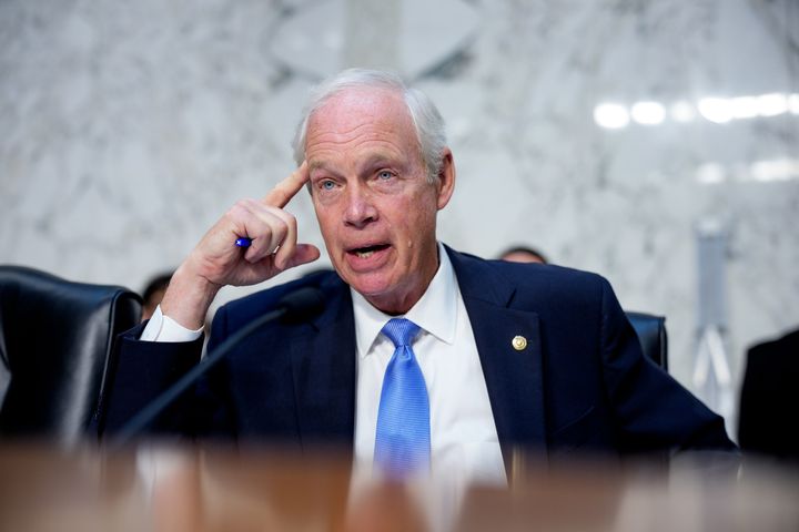 Senator endorses discredited book that claims chemical treats autism, cancer