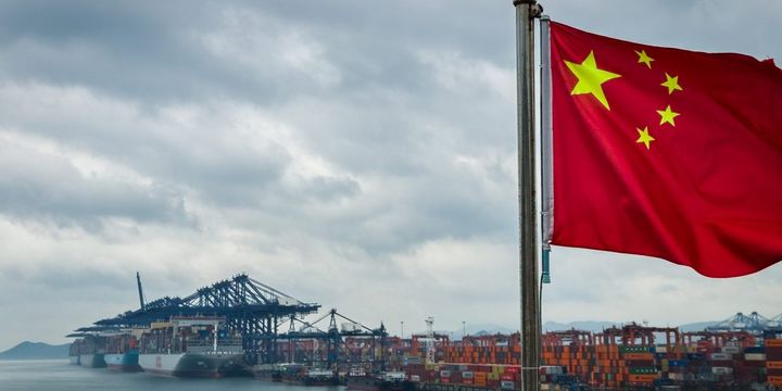 China Makes History with $1T Trade Surplus for First Time