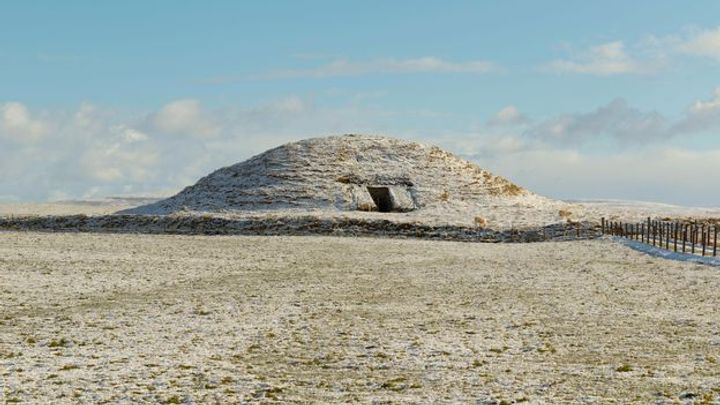 The ancient monuments saluting the winter solstice