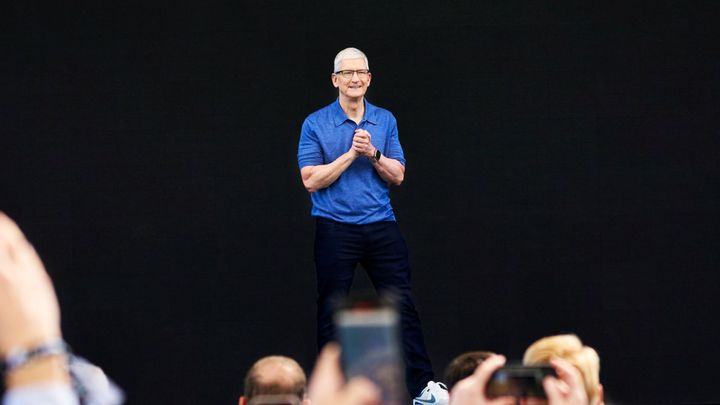 Apple CEO Tim Cook Buys $3M of Nike Shares