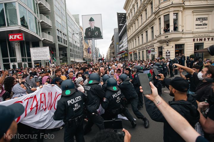 Rote Hilfe Berlin on repression by Trump and two German banks