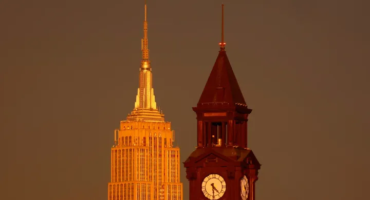 NYC phone ban reveals some students can't read clocks