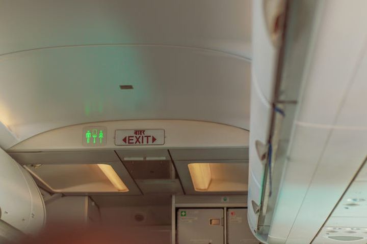 All my senses are being tortured simultaneously