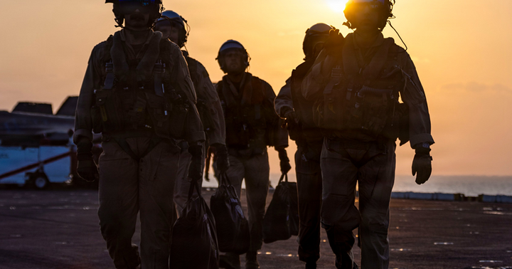 US orders 2,200 Marines to Middle East