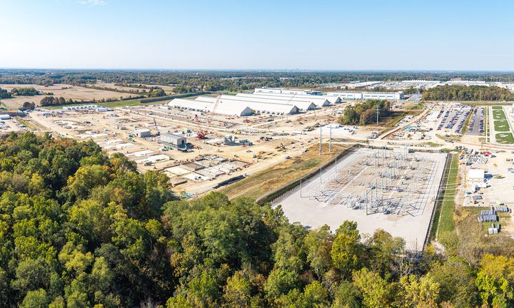 Back End Aggregation Enables Gigawatt-Scale AI Clusters