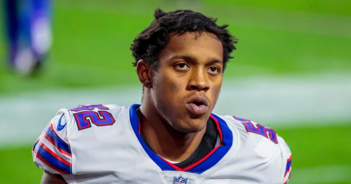 NFL linebacker charged w. killing girlfriend asked ChatGPT advice b4 calling 911