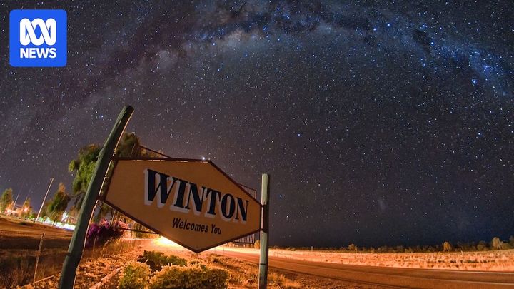 Queensland town hopes dark sky certification attracts stargazers to the outback